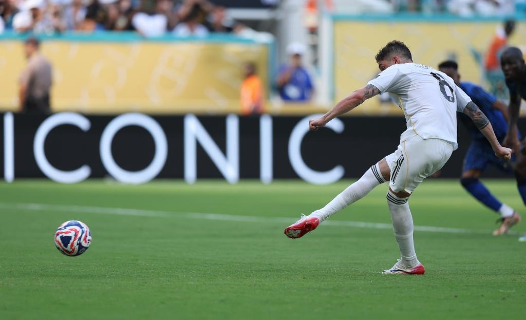 六支球队本赛季打强队战绩超五成，湖人居其中之一！